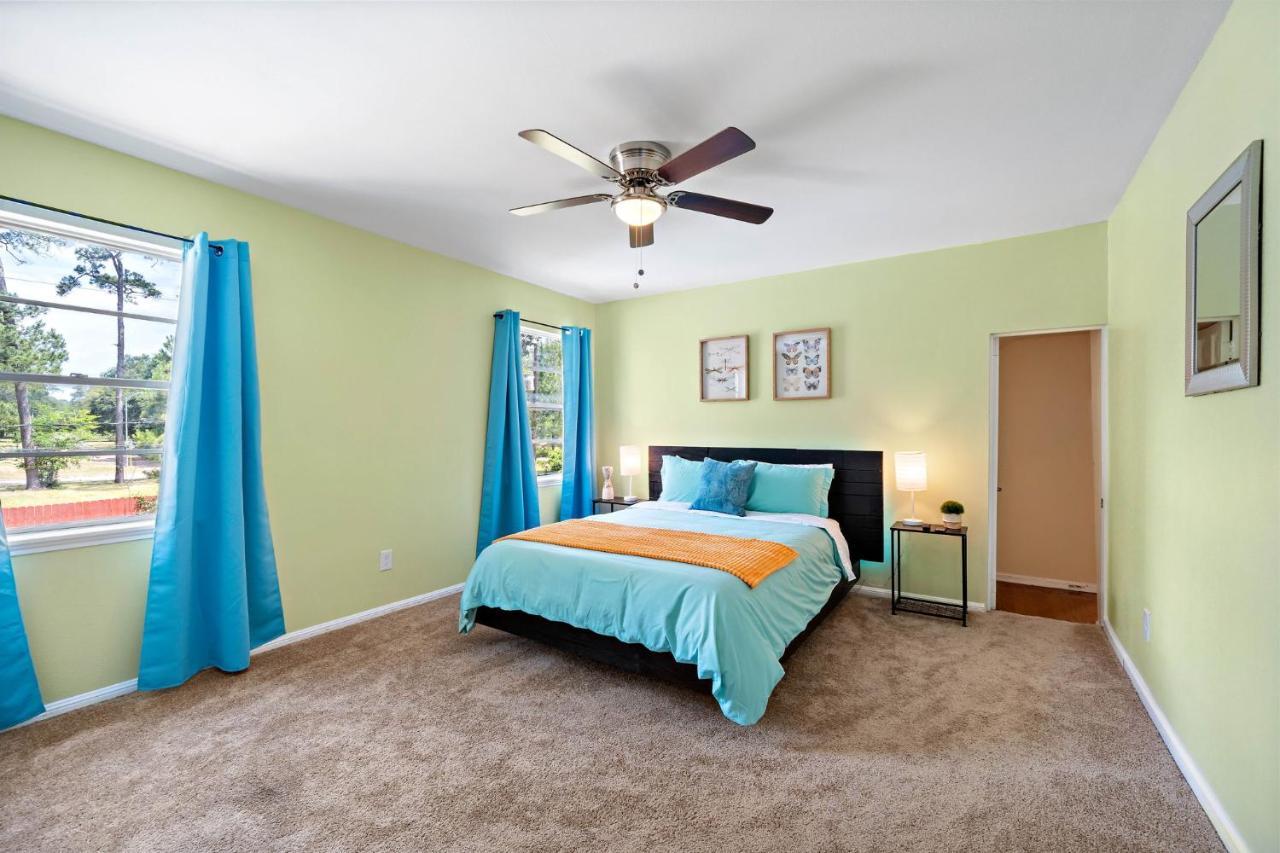 Villa Pool Oasis Games Wifi Bbq Yard Sleep 16 Houston Esterno foto